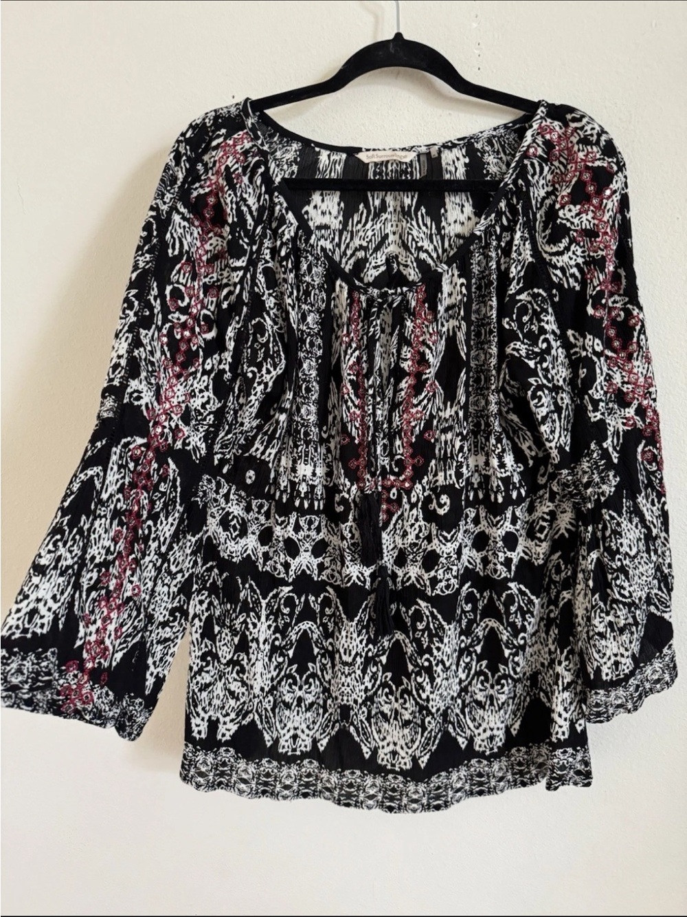 Soft Surroundings Embroidered Boho Flare Sleeve Peasant Blouse Top Black White M